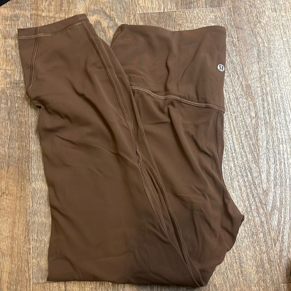 Lululemon cropped Aline  pocket leggings